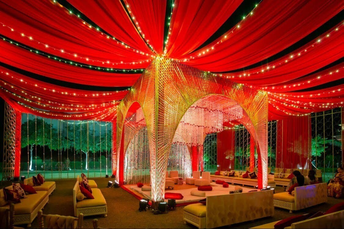 Party House Decoration